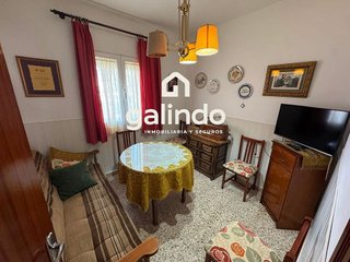 Piso en venta en Paradas