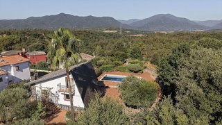 Chalet en venta en Bescanó