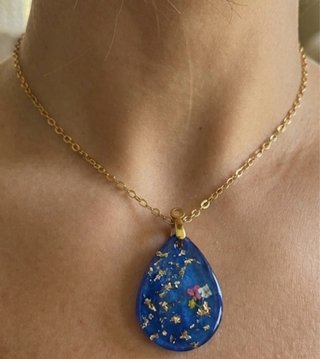 Conjunto Collar+Pendientes Flores naturales y Oro