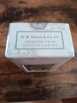 Colonia Dr. Harris Old English Classic muy buena!!