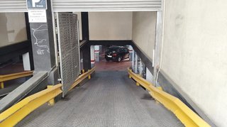 Garaje en alquiler en La Nova Esquerra de l'Eixample en Barcelona