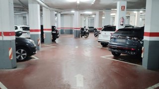 Garaje en alquiler en La Nova Esquerra de l'Eixample en Barcelona