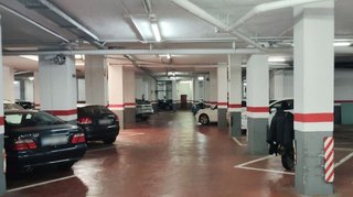 Garaje en alquiler en La Nova Esquerra de l'Eixample en Barcelona
