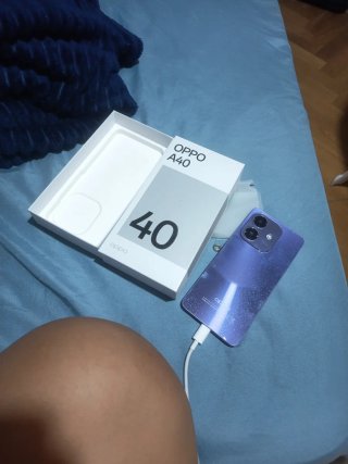 Móvil Oppo A40 Morado