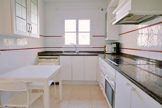 Casa adosada en venta en Zona Hispanidad-Vivar Téllez en Vélez-Málaga