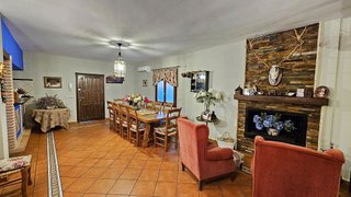 Chalet en venta en Santa Maria de Trassierra en Córdoba