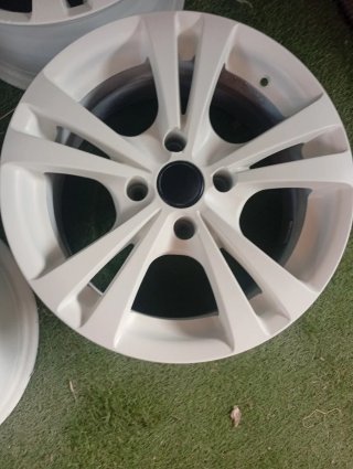 Llantas PSA 4x108 R15