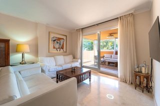 Piso en alquiler en Elviria en Marbella