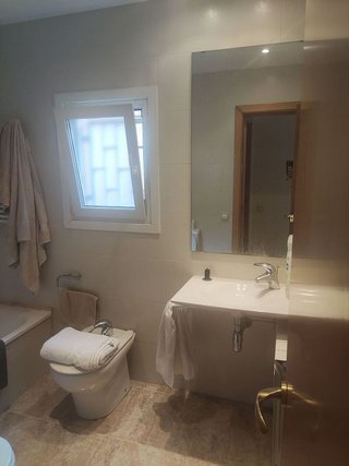 Casa adosada en venta en La Teixonera en Barcelona