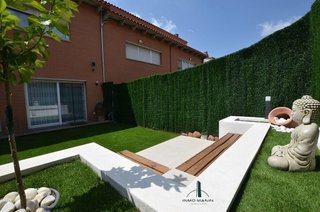 Casa adosada en venta en Viladecavalls