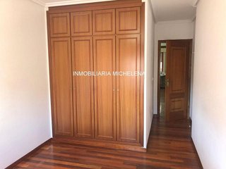 Piso en venta en Zona de Plaza de Barcelos en Pontevedra