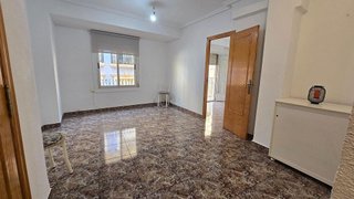 Piso en venta en El Raval - Portes Encarnades en Elche