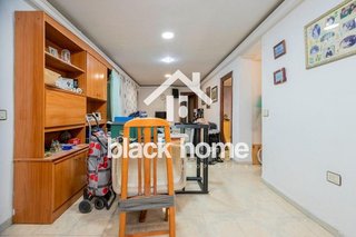 Piso en venta en Torrefiel en Valencia