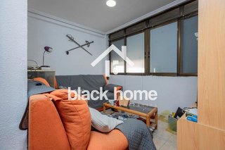 Piso en venta en Torrefiel en Valencia