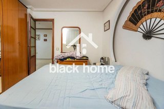 Piso en venta en Torrefiel en Valencia