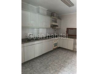 Piso en venta en Carolinas Altas en Alicante