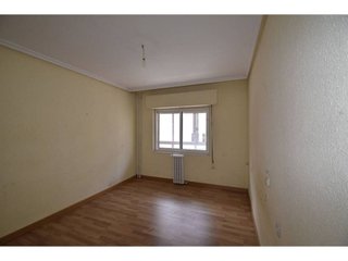 Piso en venta en La Chantría - La Lastra en León