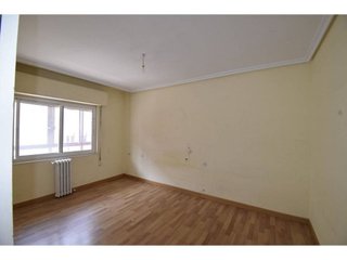 Piso en venta en La Chantría - La Lastra en León