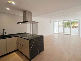 Piso en venta en Parque Mediterráneo - Santa Paula en Málaga