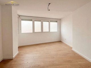 Piso en venta en Parque Mediterráneo - Santa Paula en Málaga