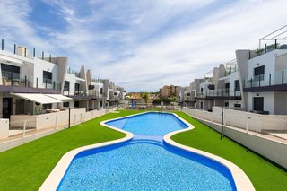 Piso en venta en San Miguel de Salinas