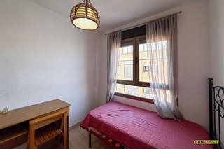 Piso en venta en Ciudad Jardín - Tagarete - El Zapillo en Almería