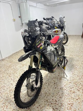 Fantic XEF 450 Rally  Enduro Moto