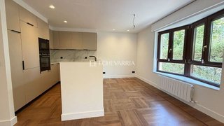 Piso en venta en Neguri en Getxo