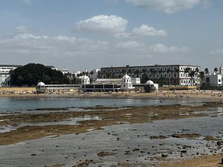 Piso en venta en La Caleta - La Viña en Cádiz