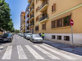 Piso en venta en Los Remedios en Sevilla