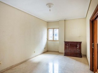 Piso en venta en Los Remedios en Sevilla