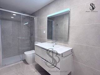 Piso en venta en Los Ángeles en Alicante