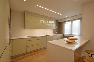 Piso en venta en Ensanche - Sar en Santiago de Compostela
