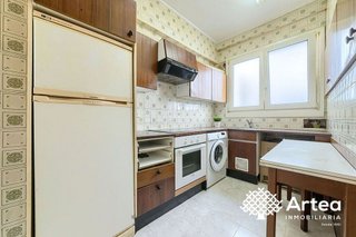 Piso en venta en San Pedro de Deusto-La Ribera en Bilbao