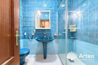 Piso en venta en San Pedro de Deusto-La Ribera en Bilbao