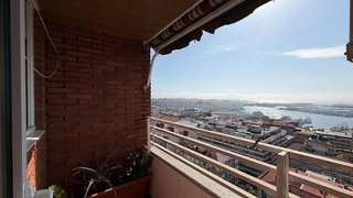 Piso en venta en O Berbés - Peniche en Vigo