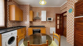 Piso en venta en San Pedro de Deusto-La Ribera en Bilbao