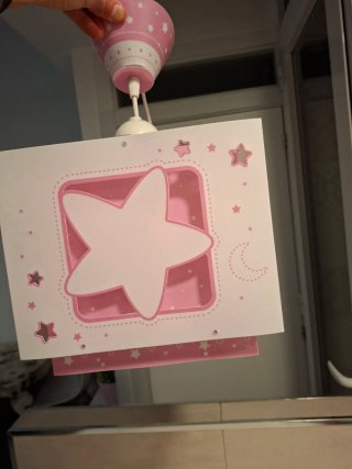 Lámpara infantil estrellas rosa incluye bombilla