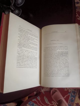 Enciclopedia "Historia Universal" de César Cantú.