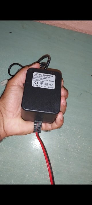 Adaptador AC-DC 230V a 24V 1.2A 28.8VA