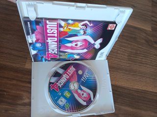 Lote de juegos y mandos Wii