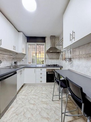 Casa adosada en venta en Ogíjares