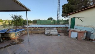 Chalet en venta en Tarazona de la Mancha