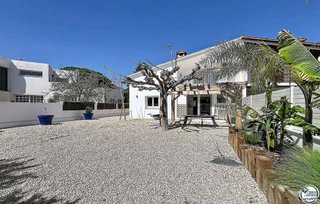 Chalet en venta en Empuriabrava en Castelló d´Empúries