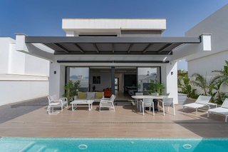 Chalet en venta en Coín