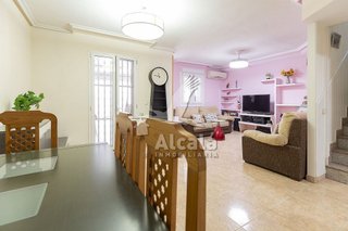 Casa adosada en venta en Mejorada del Campo