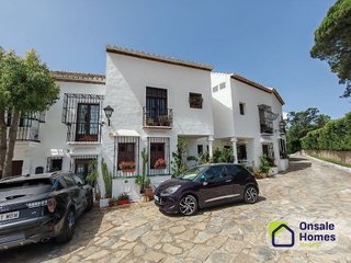 Casa adosada en venta en Nagüeles Alto en Marbella