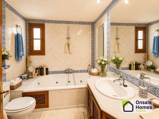 Casa adosada en venta en Nagüeles Alto en Marbella