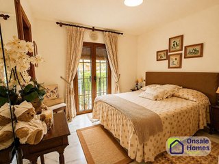 Casa adosada en venta en Nagüeles Alto en Marbella
