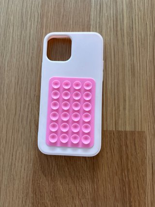 Funda iPhone 12 Rosa con Ventosas